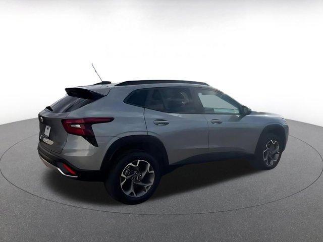 used 2025 Chevrolet Trax car, priced at $19,174