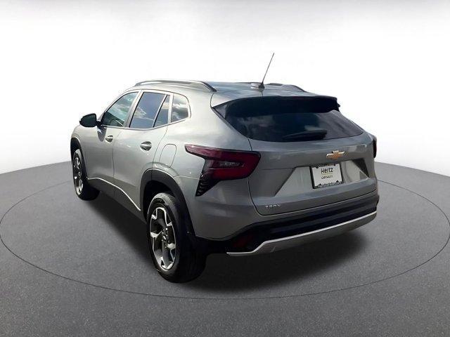 used 2025 Chevrolet Trax car, priced at $19,174
