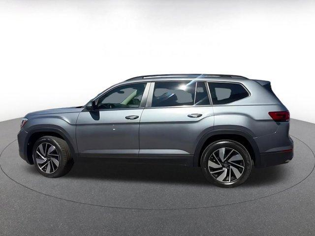 used 2025 Volkswagen Atlas car, priced at $29,712