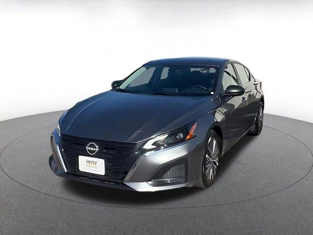 used 2025 Nissan Altima car, priced at $18,237