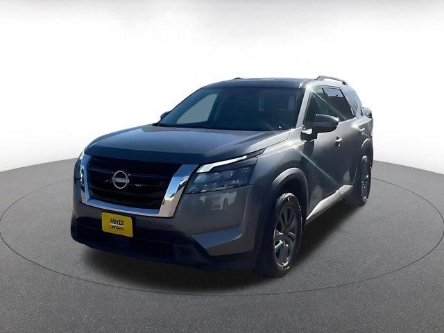 used 2025 Nissan Pathfinder car, priced at $27,600