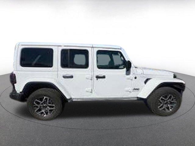 used 2025 Jeep Wrangler car, priced at $33,137