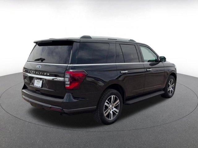 used 2024 Ford Expedition car, priced at $43,712