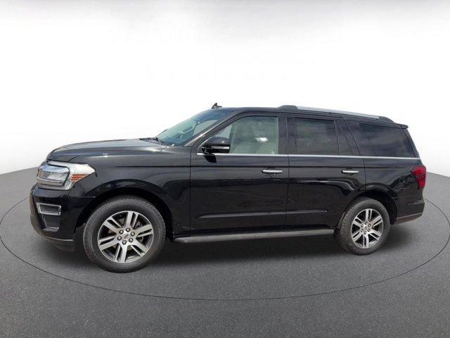 used 2024 Ford Expedition car, priced at $43,712