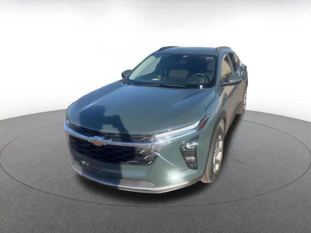 used 2025 Chevrolet Trax car, priced at $19,561