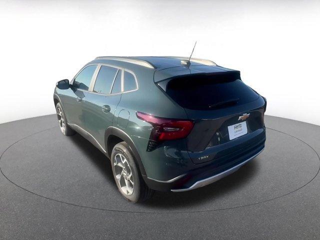 used 2025 Chevrolet Trax car, priced at $19,561