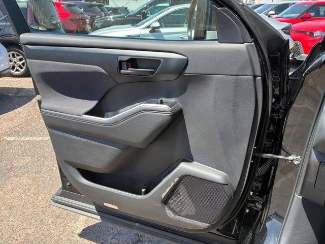 used 2025 Toyota Highlander car, priced at $36,053