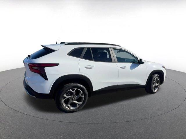 used 2025 Chevrolet Trax car, priced at $19,068