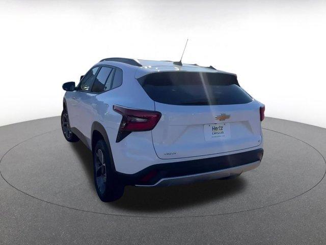 used 2025 Chevrolet Trax car, priced at $19,068