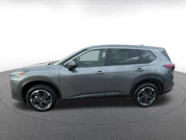 used 2025 Nissan Rogue car, priced at $21,550