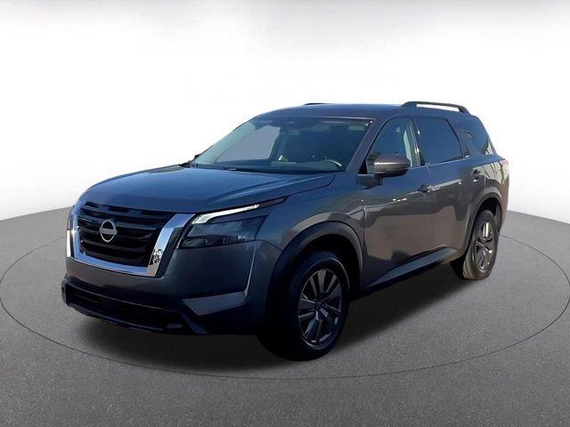 used 2025 Nissan Pathfinder car, priced at $28,825