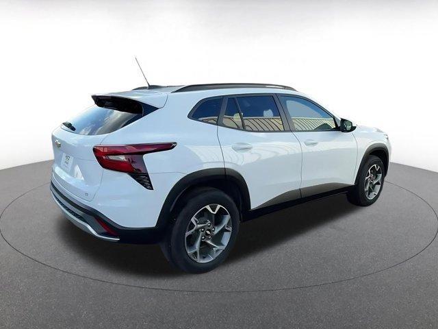 used 2025 Chevrolet Trax car, priced at $19,377