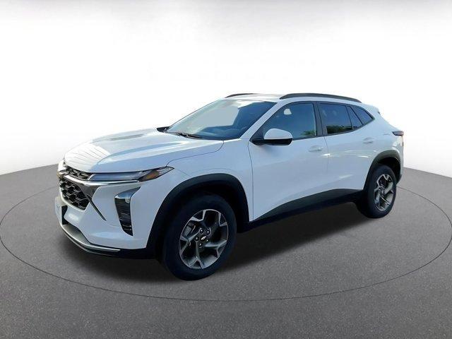used 2025 Chevrolet Trax car, priced at $19,377