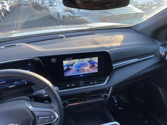 used 2025 Chevrolet Equinox car, priced at $25,199