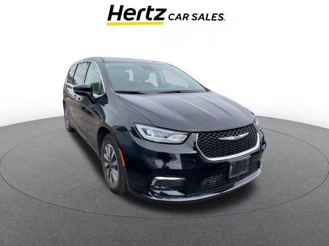used 2023 Chrysler Pacifica Hybrid car, priced at $22,724