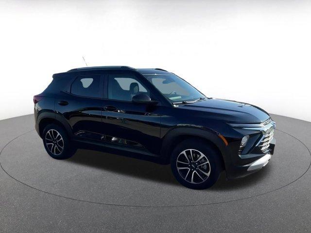 used 2025 Chevrolet TrailBlazer car, priced at $19,772