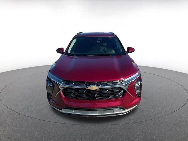 used 2025 Chevrolet Trax car, priced at $19,353