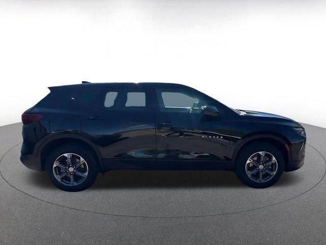used 2025 Chevrolet Blazer car, priced at $23,995