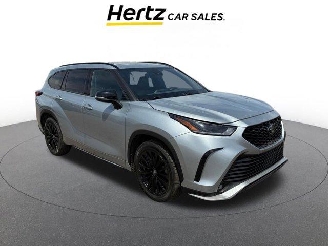 used 2024 Toyota Highlander car, priced at $36,864