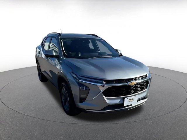 used 2025 Chevrolet Trax car, priced at $21,225