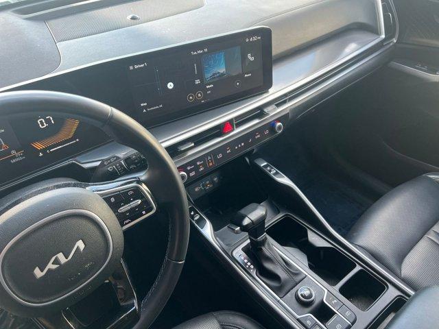 used 2024 Kia Sorento car, priced at $24,995