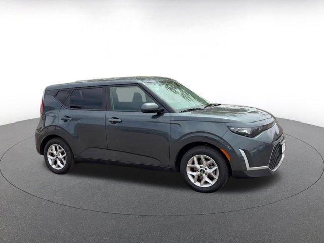used 2025 Kia Soul car, priced at $17,994