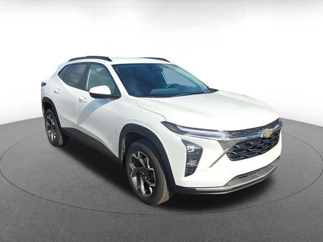 used 2025 Chevrolet Trax car, priced at $20,048