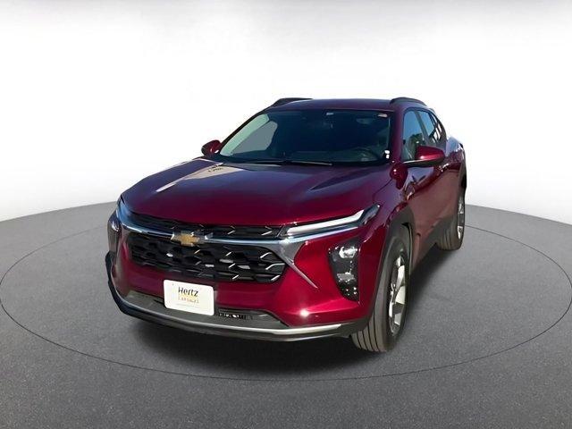 used 2025 Chevrolet Trax car, priced at $18,803