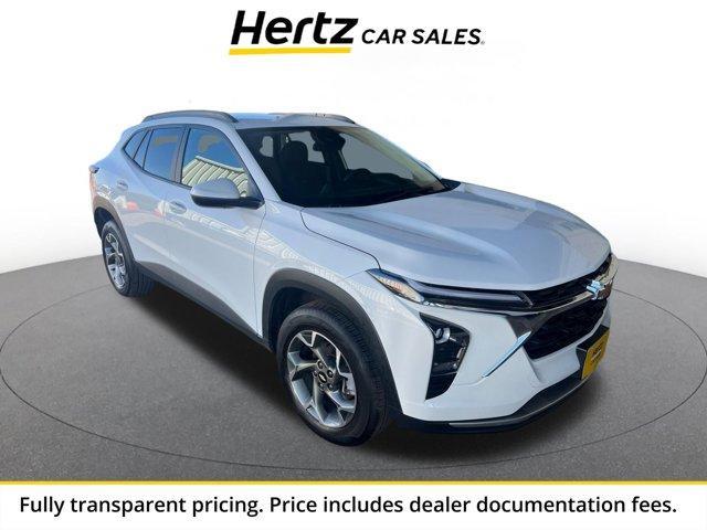 used 2025 Chevrolet Trax car, priced at $19,698