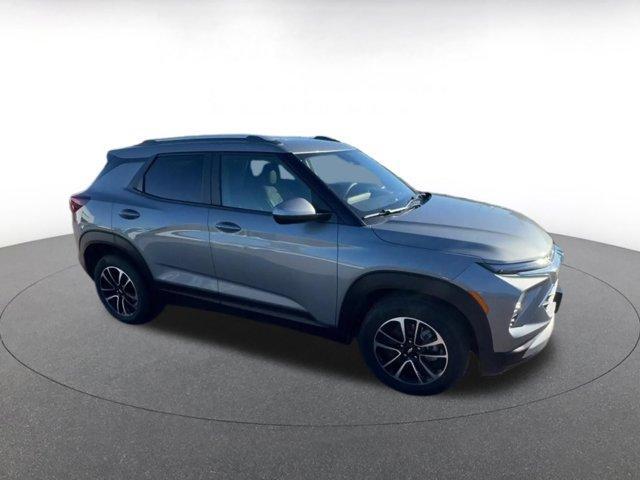 used 2025 Chevrolet TrailBlazer car, priced at $19,438