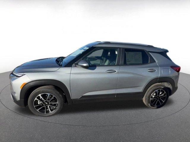 used 2025 Chevrolet TrailBlazer car, priced at $19,438