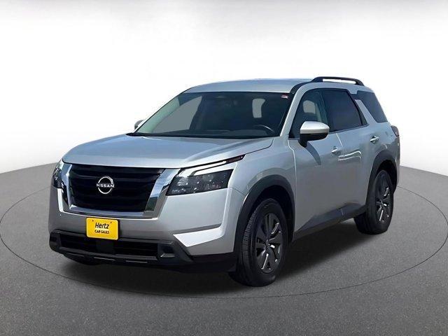 used 2025 Nissan Pathfinder car, priced at $29,921