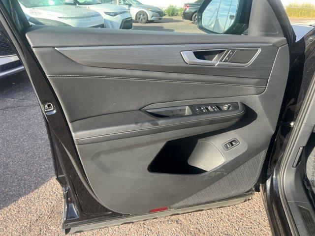 used 2025 Volkswagen Atlas Cross Sport car, priced at $28,288