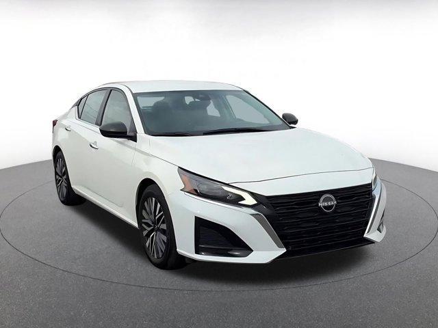 used 2025 Nissan Altima car, priced at $18,569