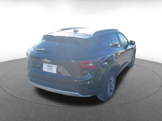 used 2025 Chevrolet Trax car, priced at $19,313