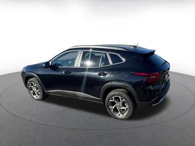 used 2025 Chevrolet Trax car, priced at $19,313