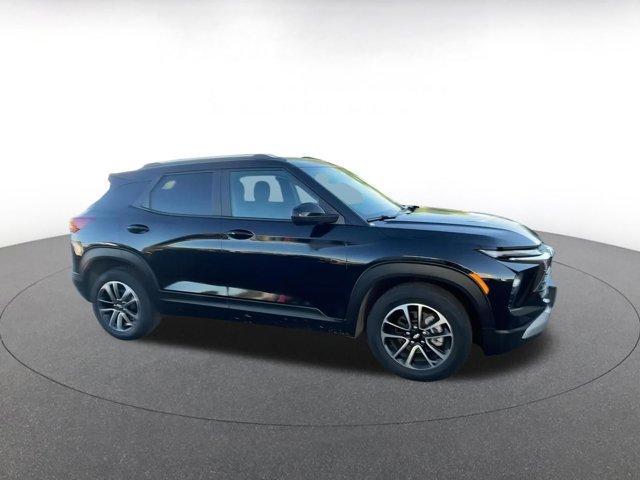used 2025 Chevrolet TrailBlazer car, priced at $19,776