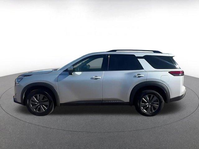 used 2025 Nissan Pathfinder car, priced at $28,900
