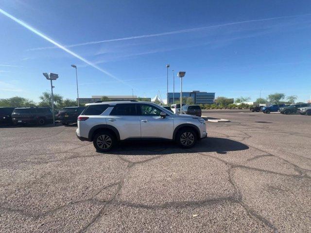 used 2025 Nissan Pathfinder car, priced at $28,900