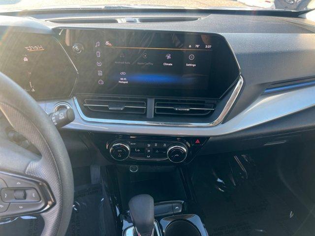 used 2025 Chevrolet Trax car, priced at $19,234