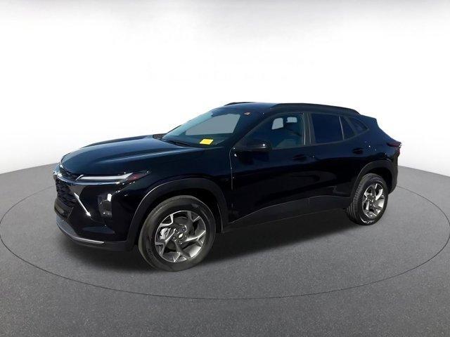 used 2025 Chevrolet Trax car, priced at $19,002