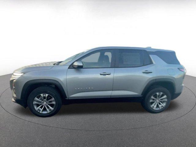 used 2025 Chevrolet Equinox car, priced at $25,703