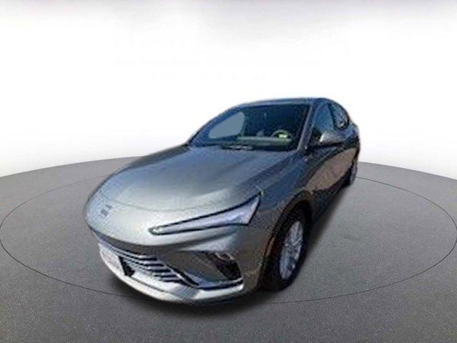 used 2025 Buick Envista car, priced at $22,298
