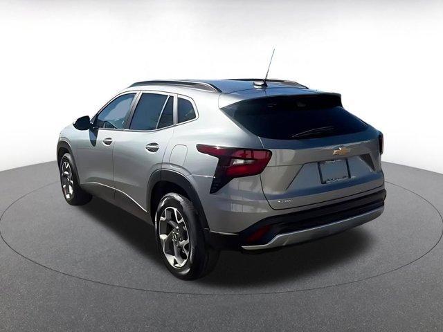 used 2025 Chevrolet Trax car, priced at $19,225