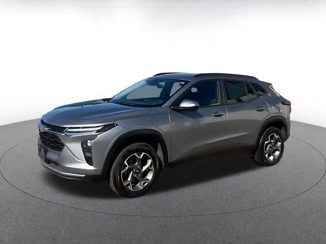 used 2025 Chevrolet Trax car, priced at $19,225