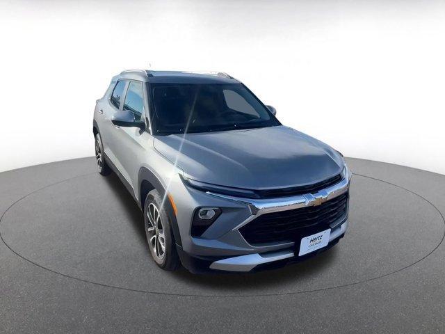 used 2025 Chevrolet TrailBlazer car, priced at $19,702