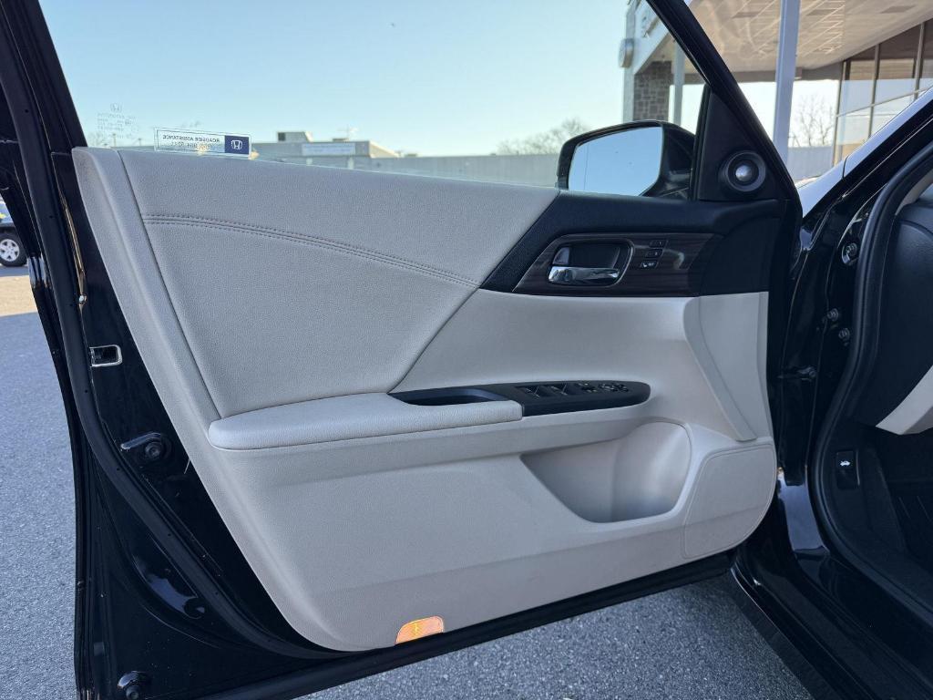 used 2017 Honda Accord Hybrid car, priced at $15,490