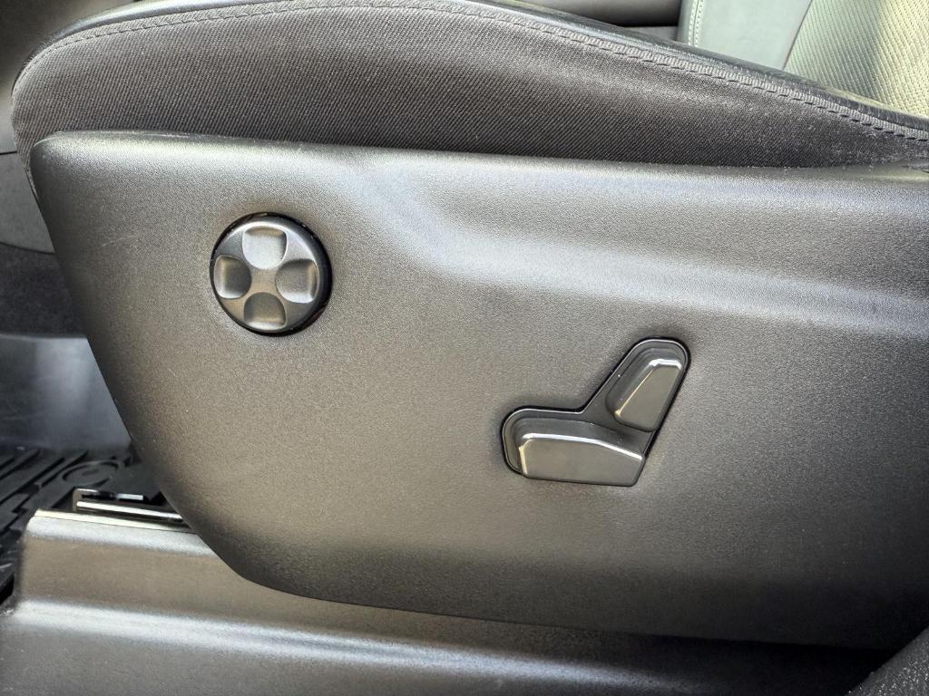 used 2021 Jeep Grand Cherokee car, priced at $24,430