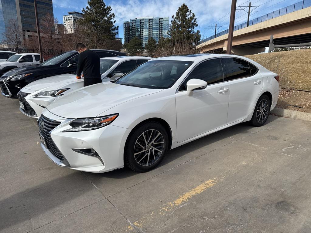 used 2016 Lexus ES 350 car, priced at $18,990