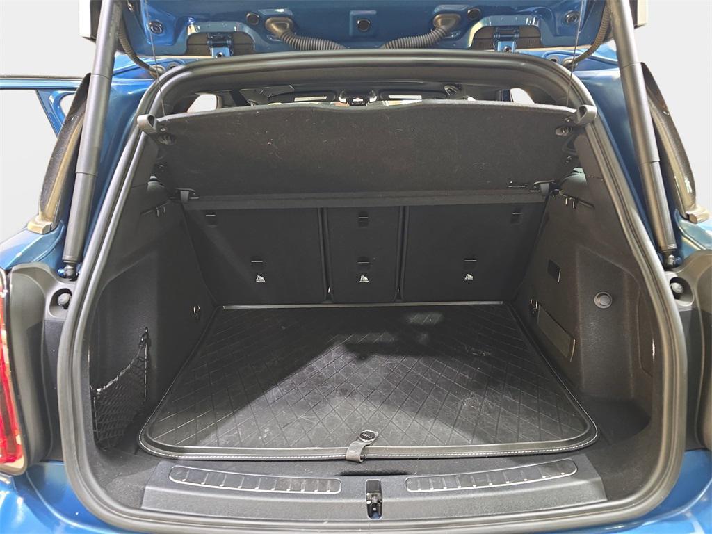 used 2022 MINI SE Countryman car, priced at $25,297